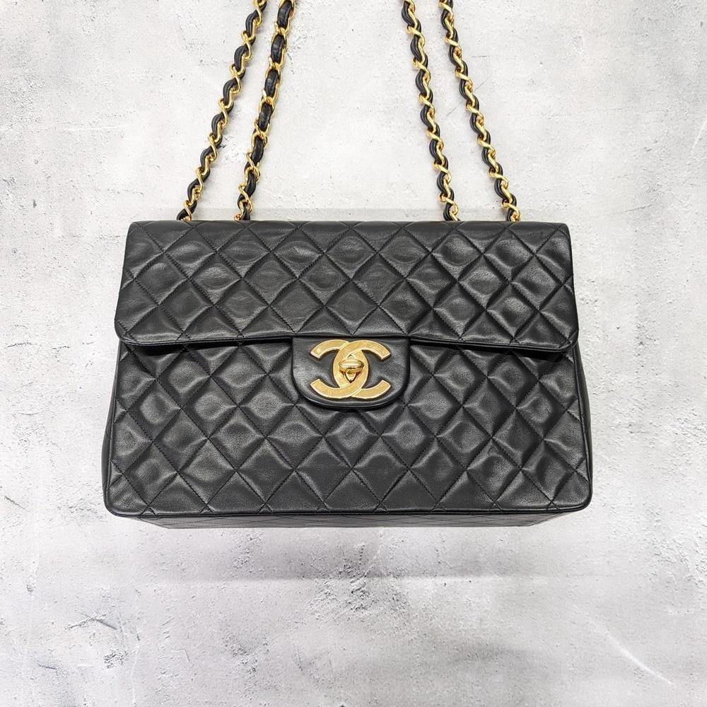 Chanel Matelasse Shoulder Black Chain W Lambskin Bag Big